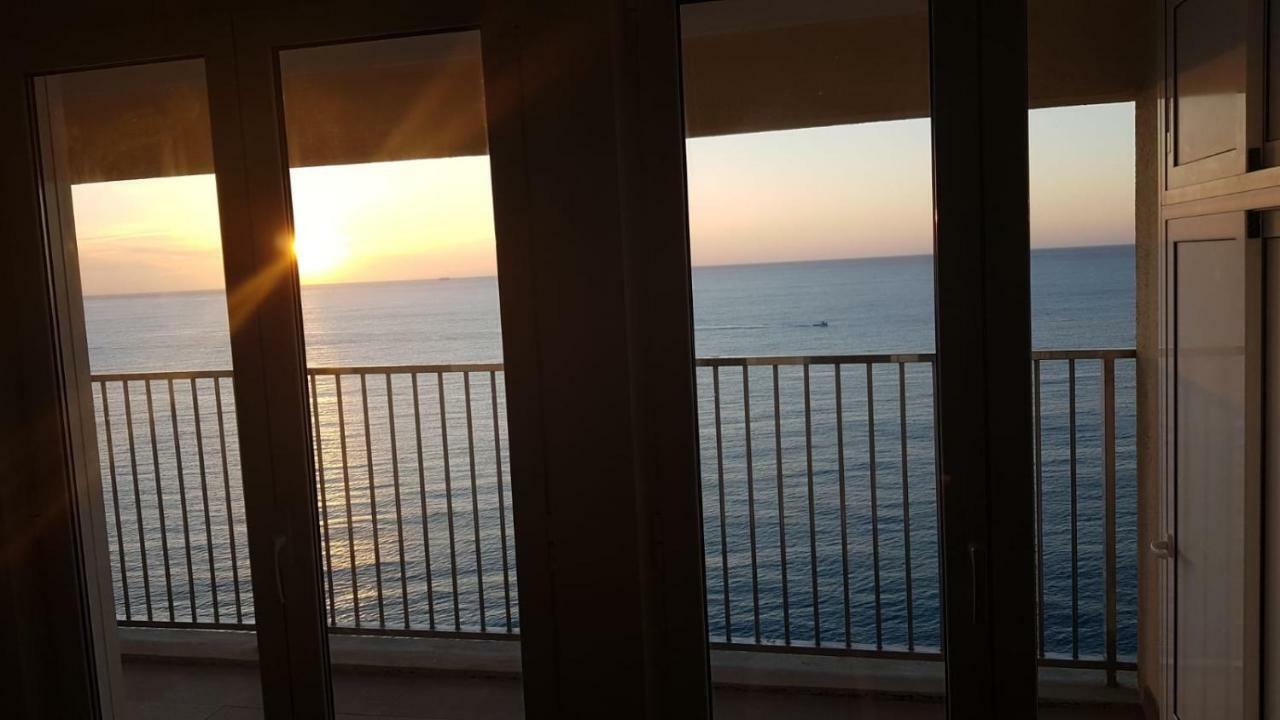 פלטחה ד'ארו Apartamento En Primera Linia Vistas Al Mar מראה חיצוני תמונה